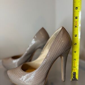 Colin Stuart Tan Platforms